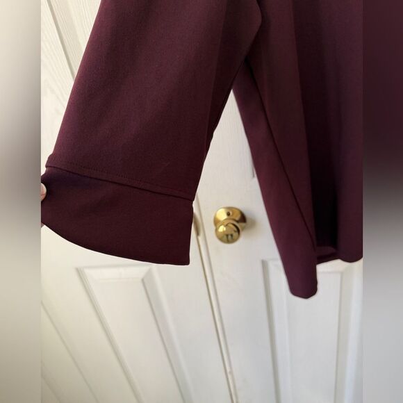 Ann Taylor 3/4 Bell Sleeve Burgundy Blouse Size XXL - Picture 5 of 8